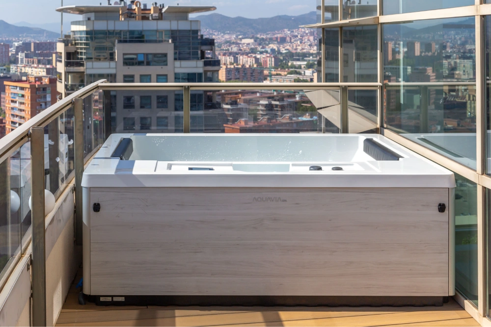 Penthouse Duplex with whole City and Sea Views! 3